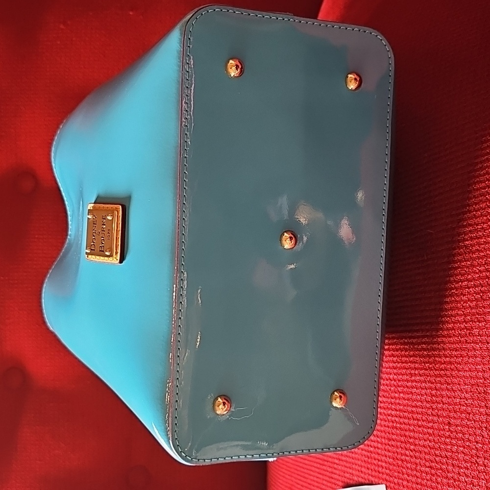 NWT Dooney & Bourke Patent Mini Barlow-Sky 🩵 - Picture 9 of 10